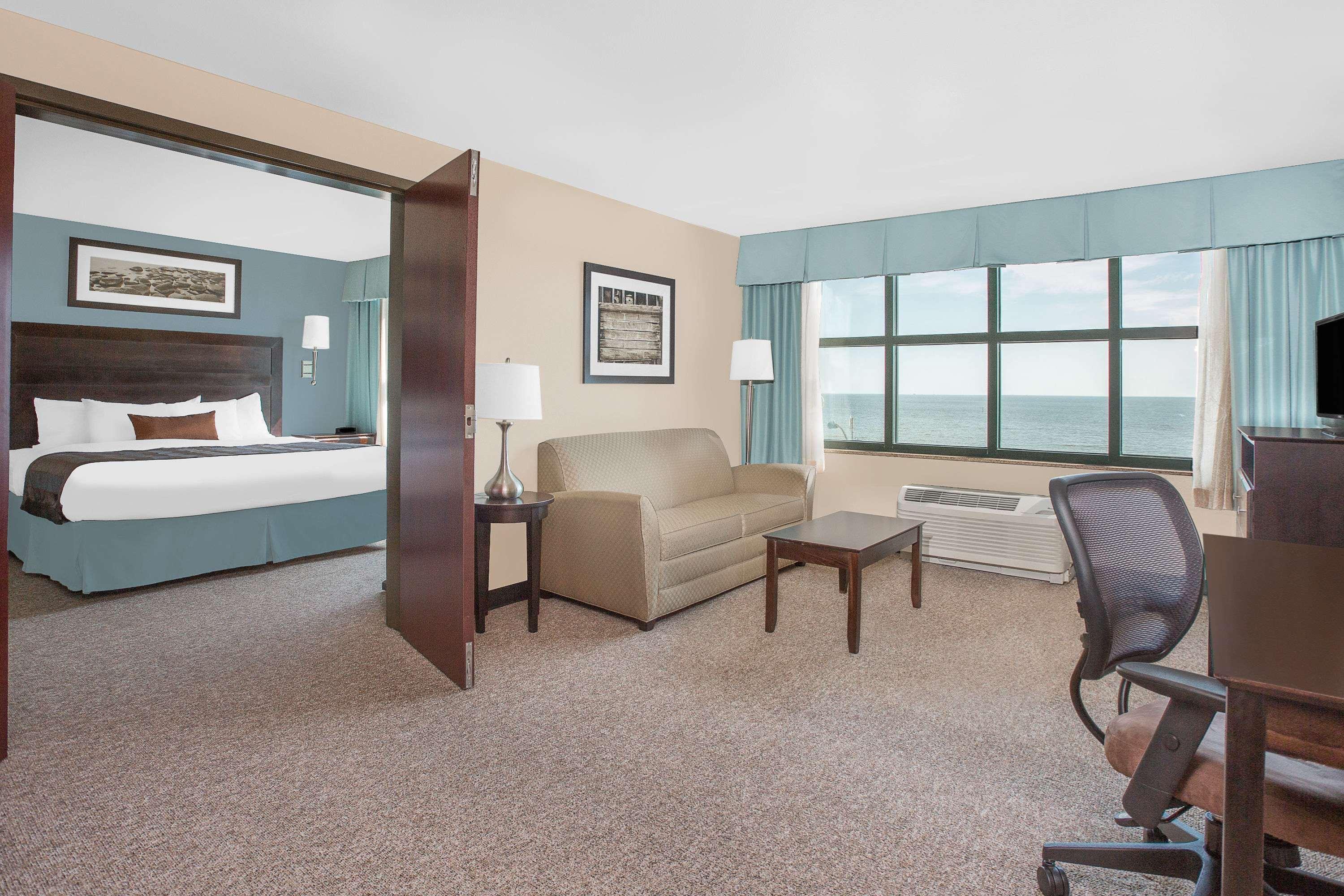 Holiday Inn Express - Gulfport Beach By Ihg Esterno foto