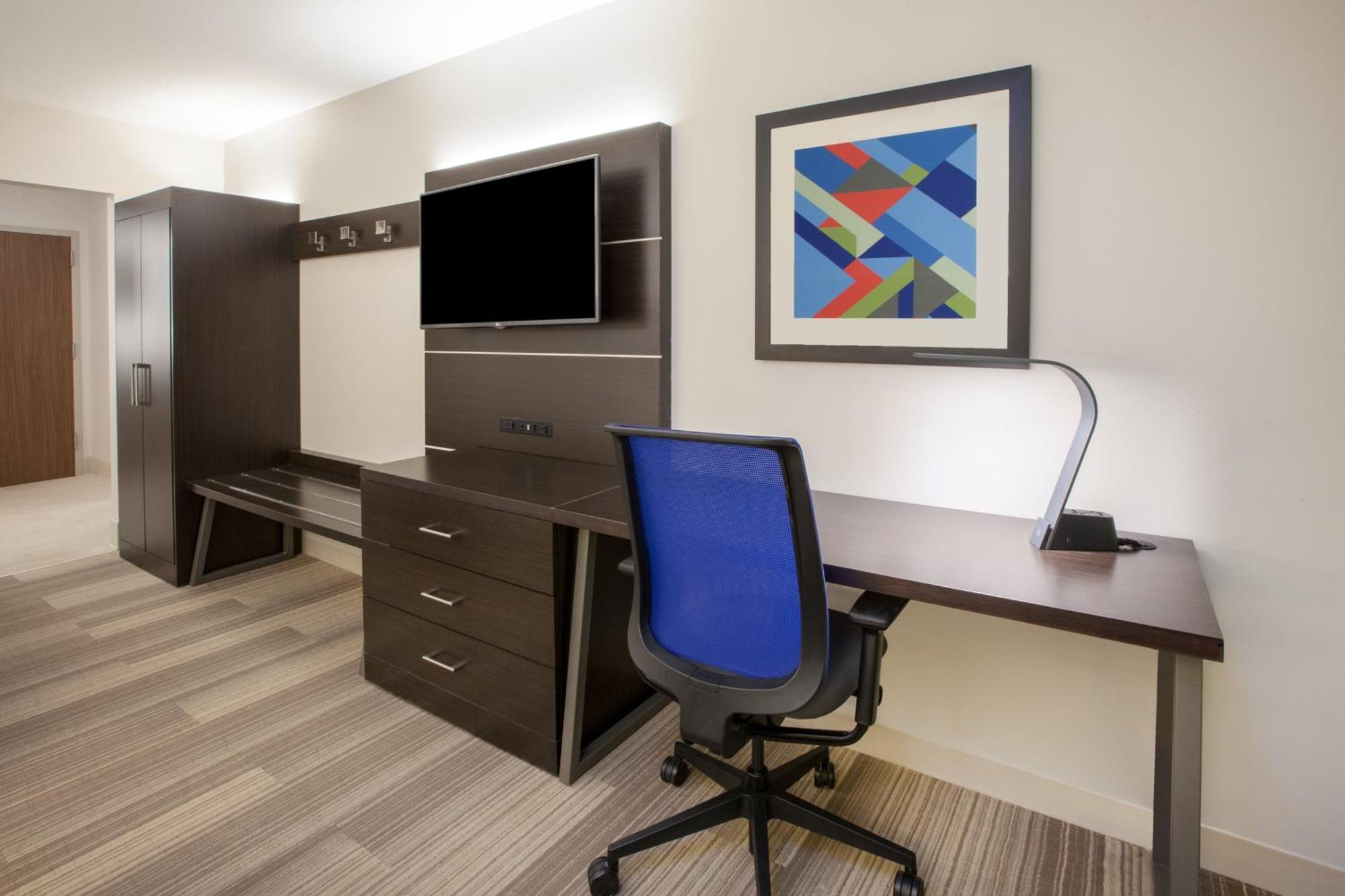 Holiday Inn Express - Gulfport Beach By Ihg Esterno foto