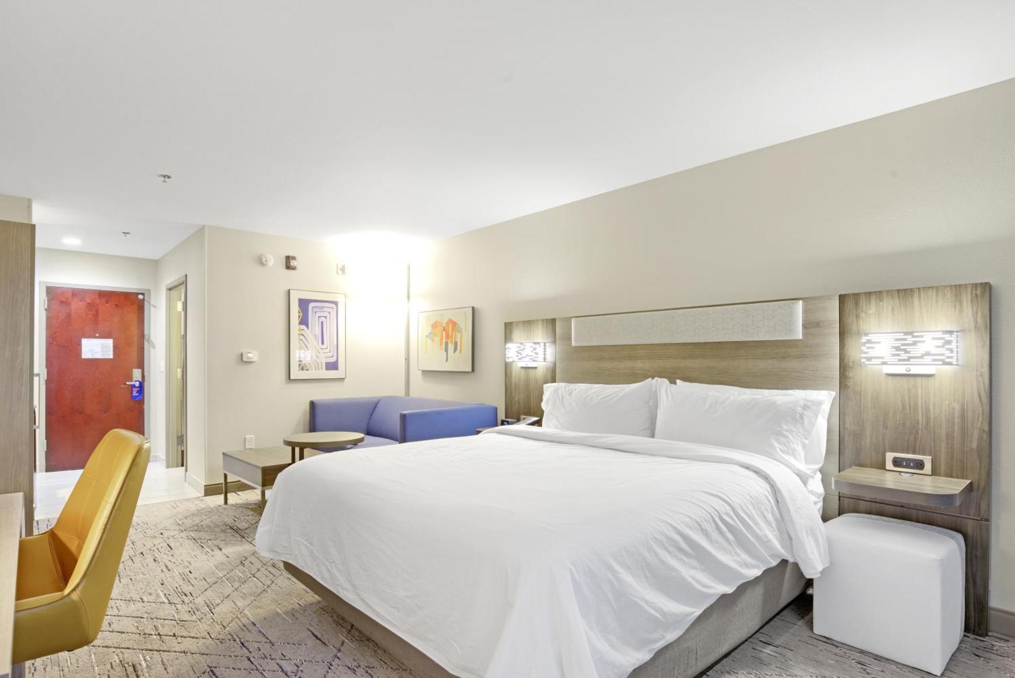 Holiday Inn Express - Gulfport Beach By Ihg Esterno foto